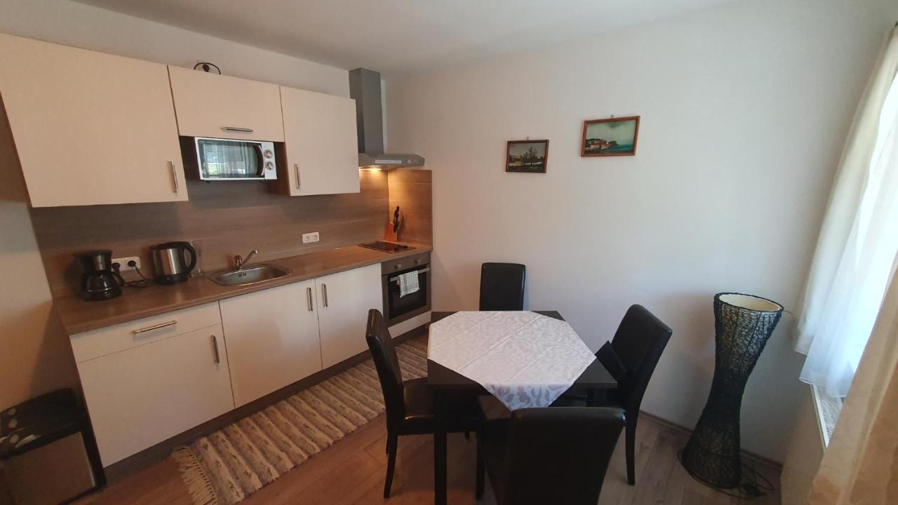 Apartman Tauplitz Skiing, Hiking, Bike, Cross Country - Haus Sandlweber Obersdorf Eksteriør bilde